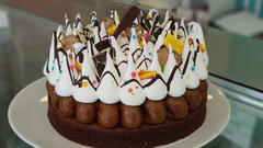 Brownie Merengue Decorado