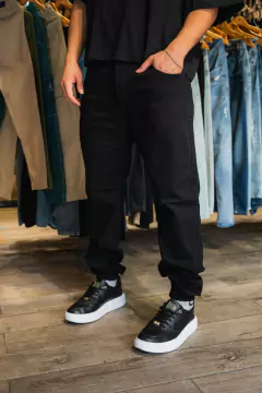 JOGGER NEGRO BOTON (REJEBLAC) - comprar online