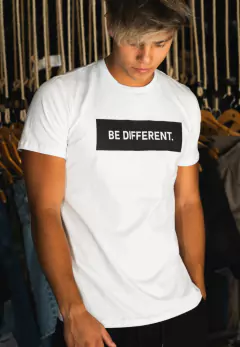 REMERA BE DIFERENT (JOREDIF) en internet