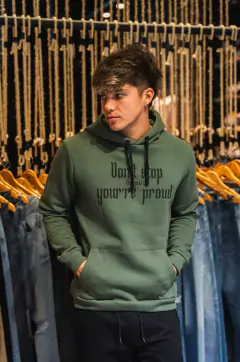 BUZO PROUD (MOBCBUPRO) en internet