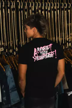 REMERA RESISTANCE (JORERES) - Joao Ind