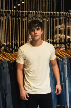 Imagen de REMERA BASICA (GEREBAS)