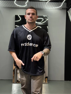 REMERA EVIDENCE (GEREDEP) - tienda online