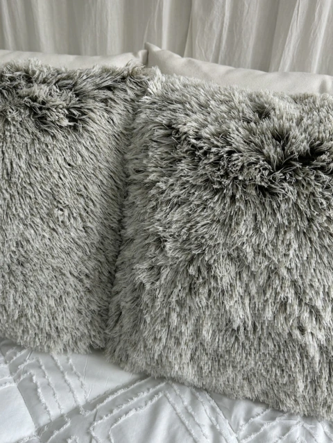 Fundas x2 de Almohadon Pelo Largo 45x45 cm en internet