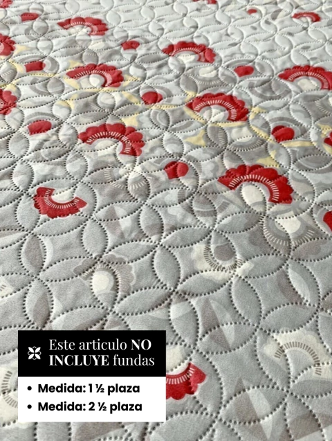 Cubrecama Laia 2 ½ Plazas Labrado y Estampado en Gris y Rojo en internet