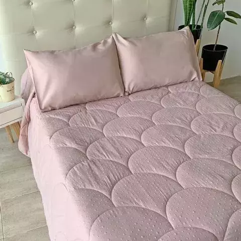 Cubrecama King 4 Estaciones Rosa Nude Fundas Lisas - comprar online