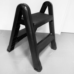 Escalera plegable plástica - comprar online