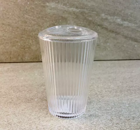 Vaso zig zag con tapa