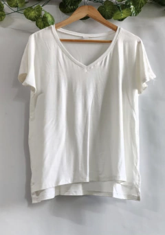 REMERA ALESSIA - Sor Juana