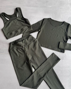 TOP DEPORTIVO MANGA LARGA MERLI en internet