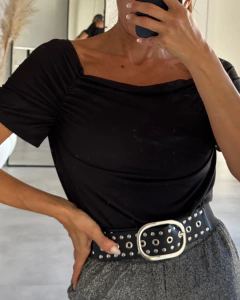 Regalo Remera Marzy negro - REGALO