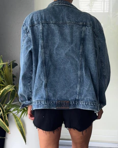 CAMPERA DE JEAN OVER SITTA en internet