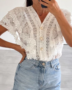 BLUSA DE ENCAJE RAQUEL - comprar online