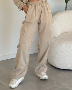 SET CHAQUETA Y PANTALON SAMANTHA en internet