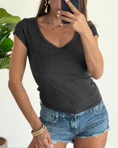 REMERA BASICA RAMI - comprar online