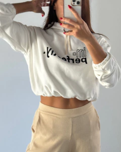 BUZO CROP PERFECT