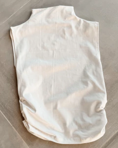 Imagen de MUSCULOSA MEDIA POLERA CHLOE