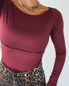 REMERA BASICA KEILA en internet