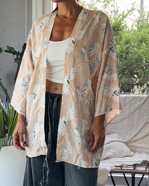 KIMONO MADRYN - comprar online