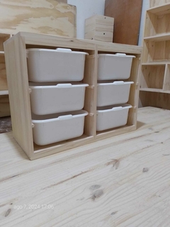 Organizador con bateas x6