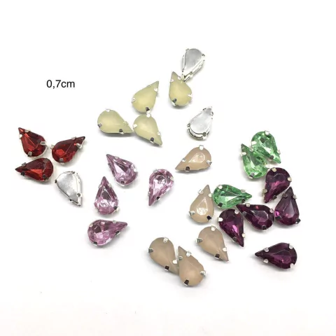 Gemas engarzadas 0.7cm x 20 unidades