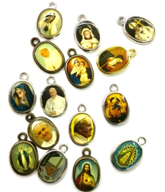 Dijes Religioso Niquel Con Dome X 5 Unidad ( ARG-9092/N/7 ) - comprar online