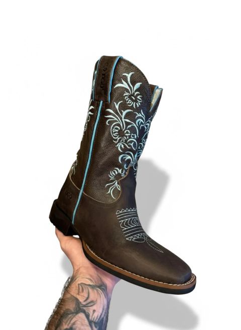 Bota Feminina DGO Durango Couro Legítimo SCBCA - comprar online