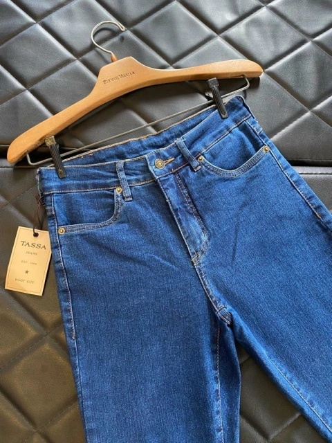 Calça Tassa Feminina Boot Cut Cintura Alta Stone 3534