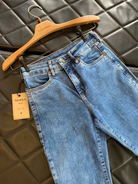 Calça Tassa Feminina Boot Cut Cintura Alta Light Blue 3534