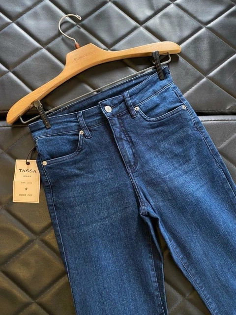 Calça Tassa Feminina Boot Cut Cintura Alta Dark Wash 3534