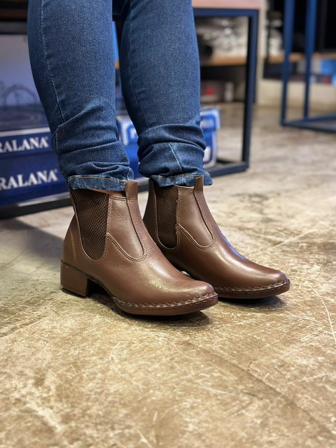 Botina Feminina Palma Látego Whisk Couro Legítimo 420