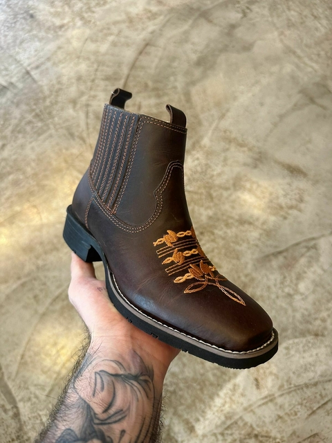 Botina Feminina Calvas Fossil Tabaco Legítimo Bico Quadrado 1101