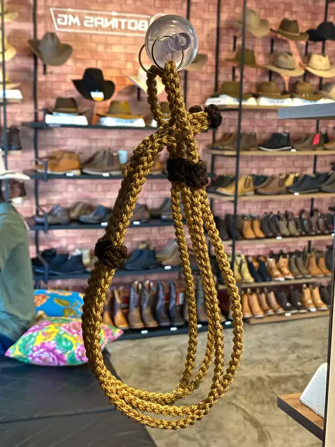 Suporte para chapéu Bege