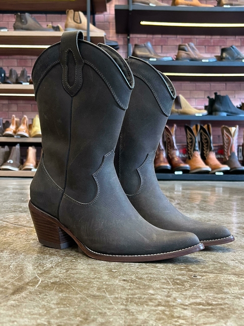 Bota Silverado Feminina Cano Médio Café Crazy Horse 2205