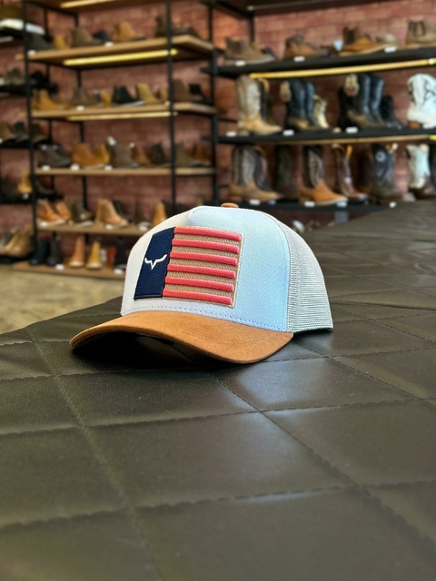 Boné Caipira Prime Branco Bege com Bandeira Texas B299.