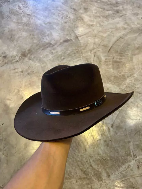 Mundial Rancho Aveludado Marrom 8049