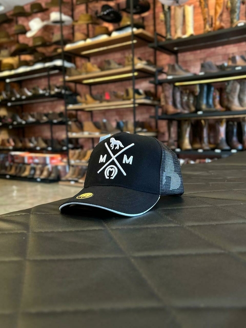 Boné Mangalarga Marchador Preto Logo Branco Desenhado 02