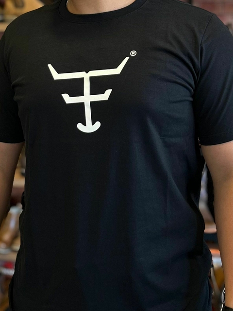 CAMISETA MASCULINA TEXAS FARM - CM589 - PRETO/OFF WHITE - comprar online