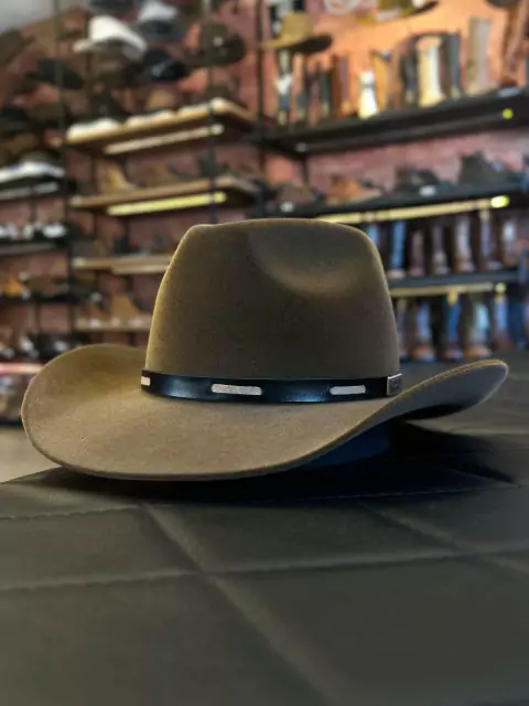 Mundial Aveludado Rancho Castor 8051