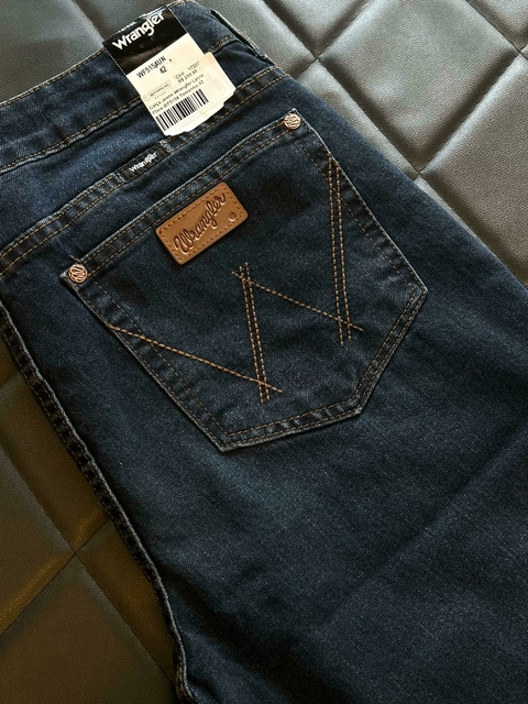 Calça Jeans Wrangler Lycra Flare WF5154 - comprar online
