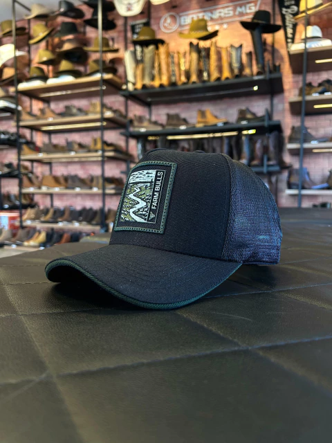 Boné Farm Bulls Preto com Verde Musgo - comprar online