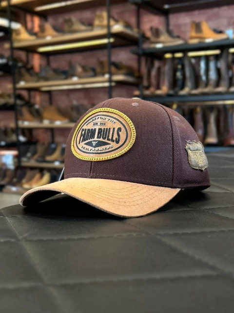 Boné Farm Bulls Marrom Aveludado - comprar online