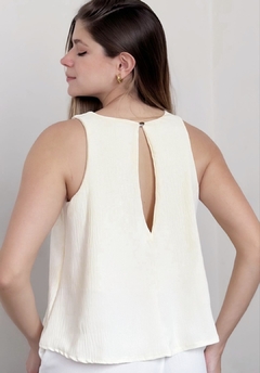 Blusa Mora crepe en internet