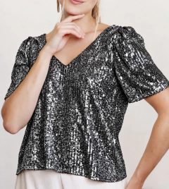 Blusa Katia pailettes M/C negro/plata + Maxifalda Bogota crepe Negro - comprar online