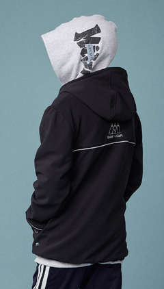 Campera ESCAPE en internet