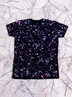 Camiseta Preta Galáxia Turquesa | Rosa - comprar online