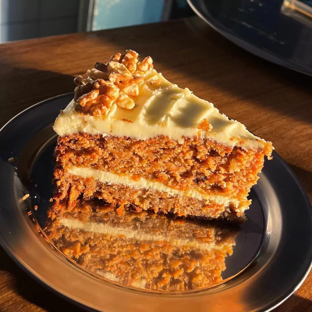 Porción Carrot Cake