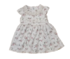 Vestido infantil Branco com estampa de flores em tons de rosa e detalhe em babado no decote.