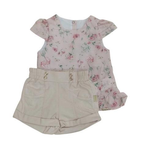 Conjunto Paraiso 1643 composto por blusa de flores e shorts rosa bebê 