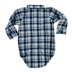 Body Anjos Baby, body infantil com estampa xadrez azul e cinza, costura e detalhes em botões na manga.